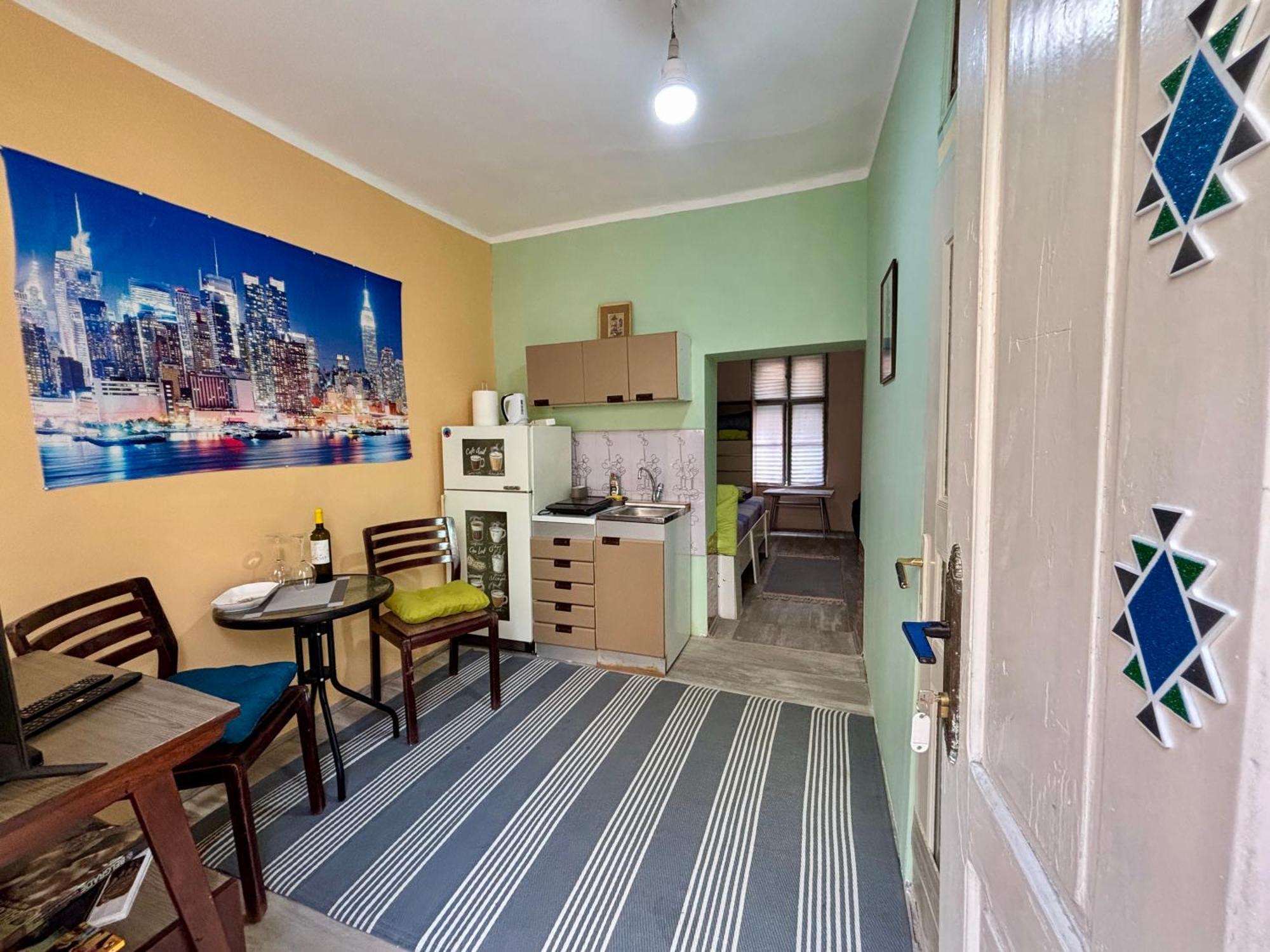 Vracar Affordable - Vracar Povoljni Stanovi Apartment *