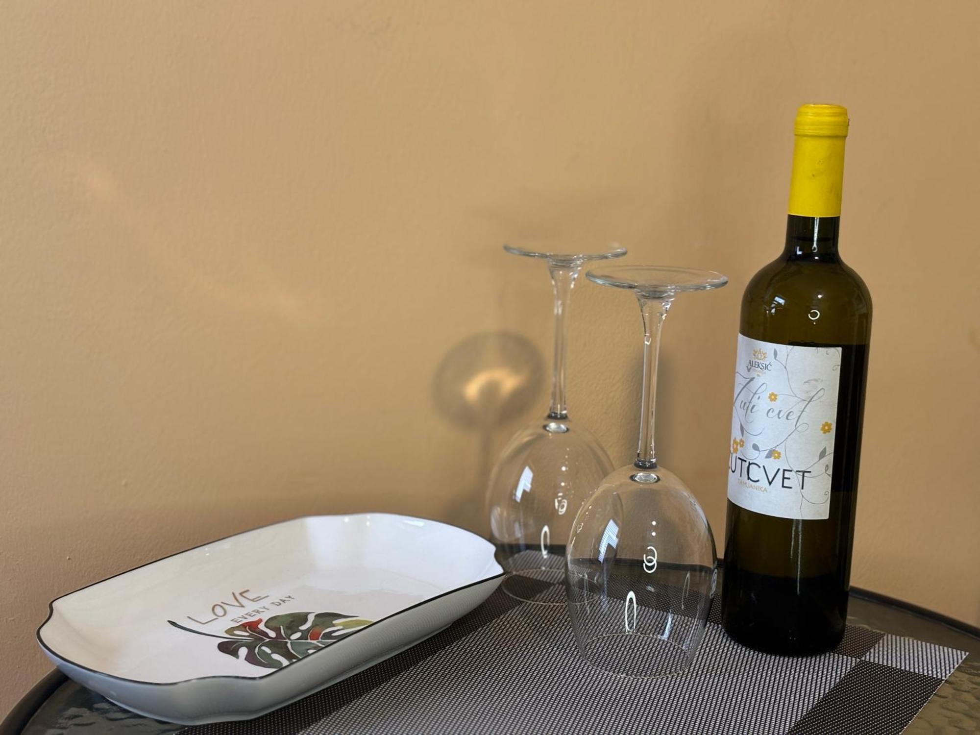 Apartment Vracar Affordable - Vracar Povoljni Stanovi *